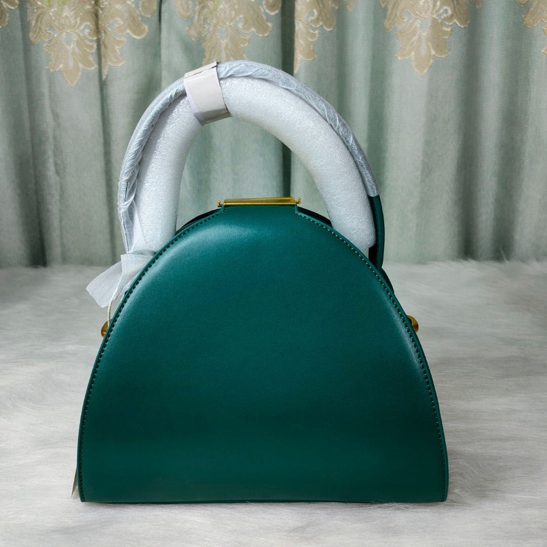 Stylish PU Vegan Leather Squeeze Drawstring Bag